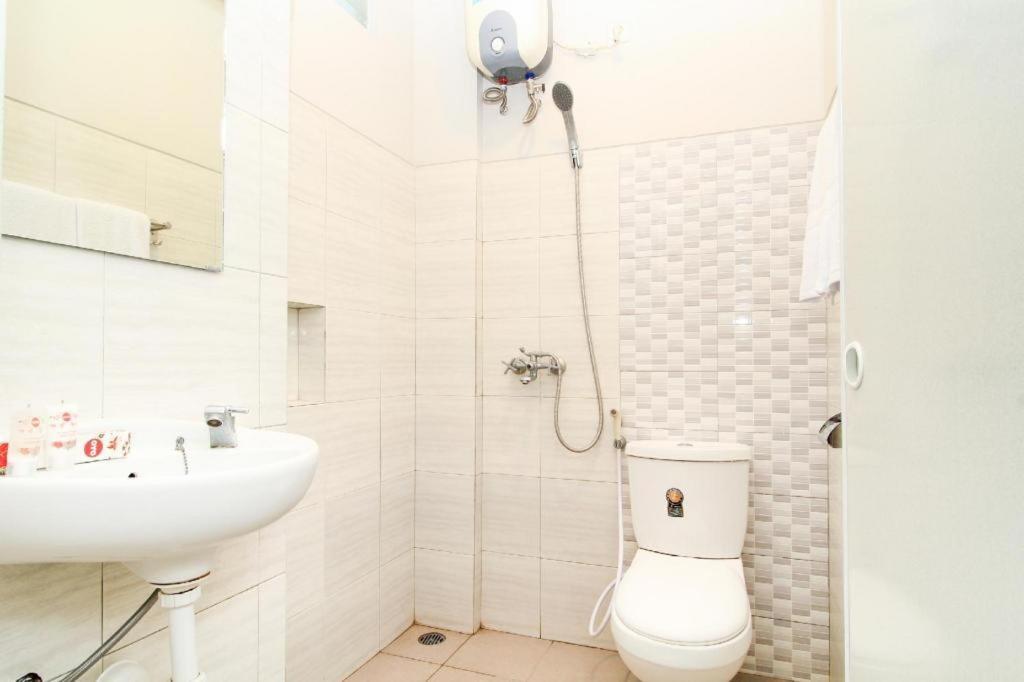 Super Oyo 168 K-15 Residence Surabaya Exterior foto