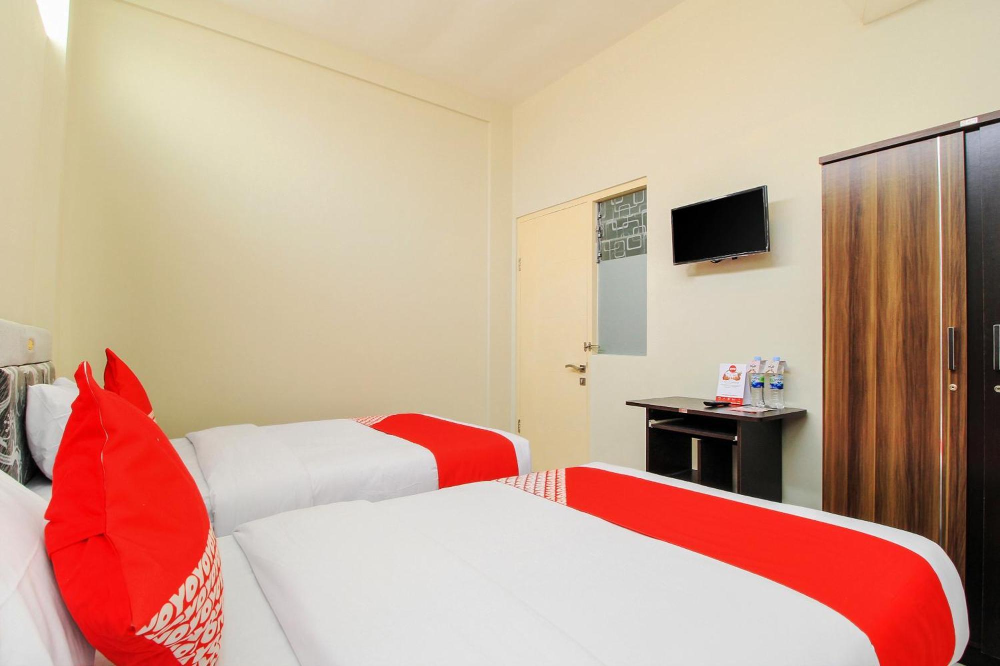 Super Oyo 168 K-15 Residence Surabaya Exterior foto