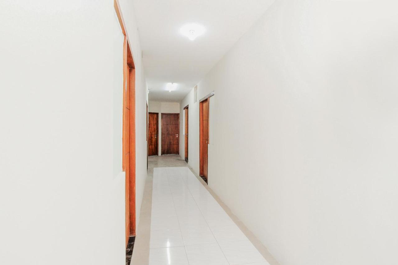 Super Oyo 168 K-15 Residence Surabaya Exterior foto